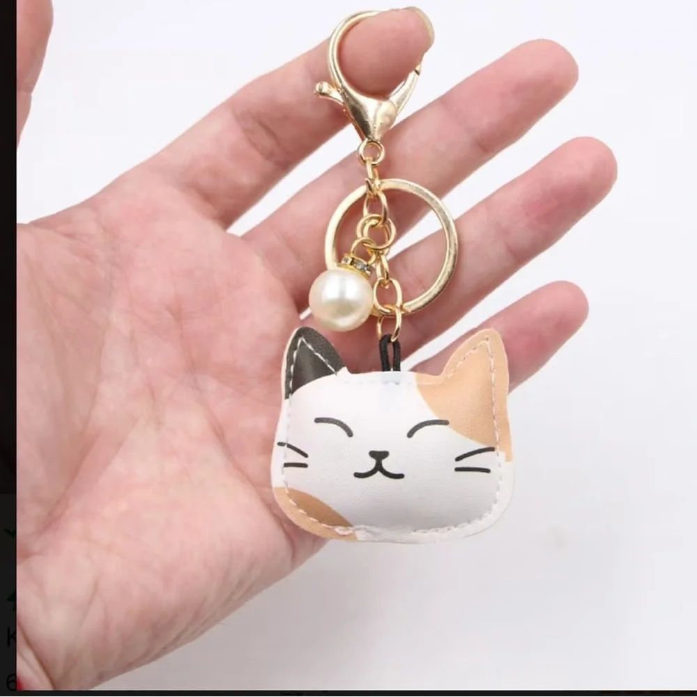 Adorable Cat Face Bag Charm Keychain Faux Leather Kitty Purse Charm